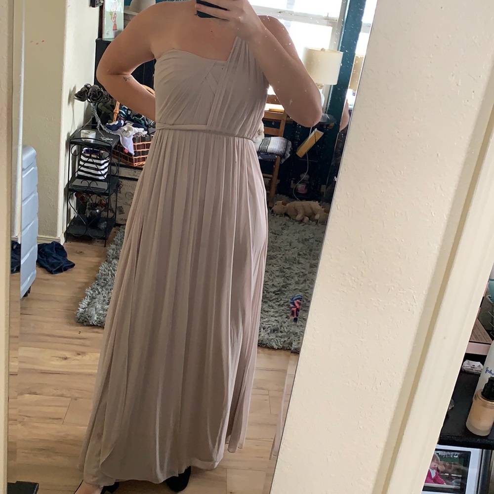 David’s Bridal Cream Dress 😍